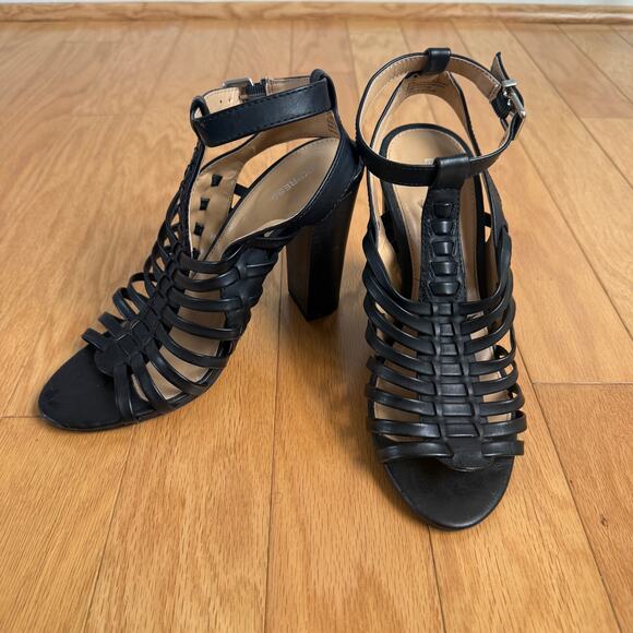 Express sz 7 black‎ strappy high heels - Picture 1 of 7